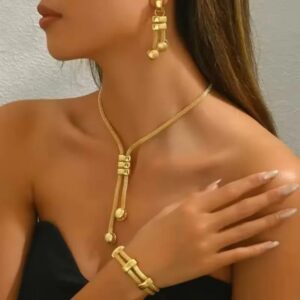 MATCHING JEWELLERY SET