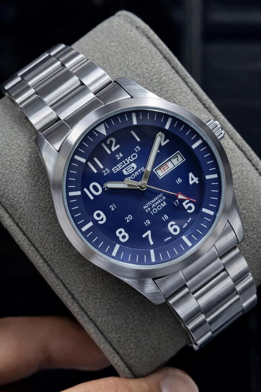 SEIKO 5 SPORTS AUTOMATIC WATCH - Image 3